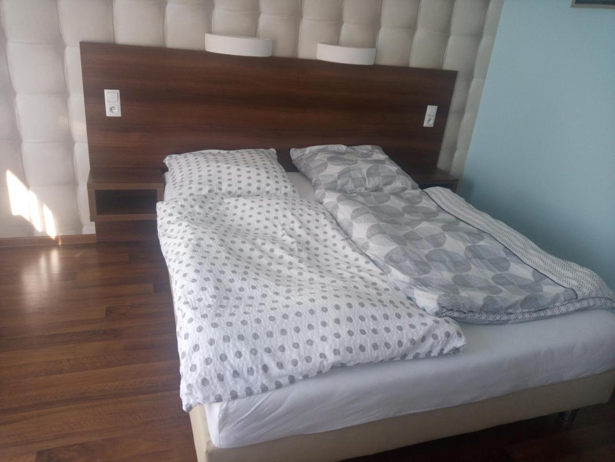 Azzurro Hotel Łukęcin Eksteriør billede